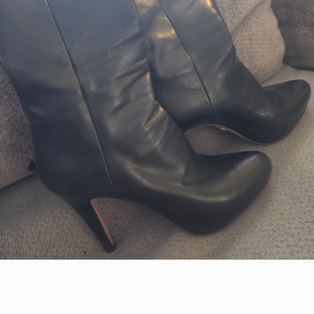 LEATHER Prada BOOTS